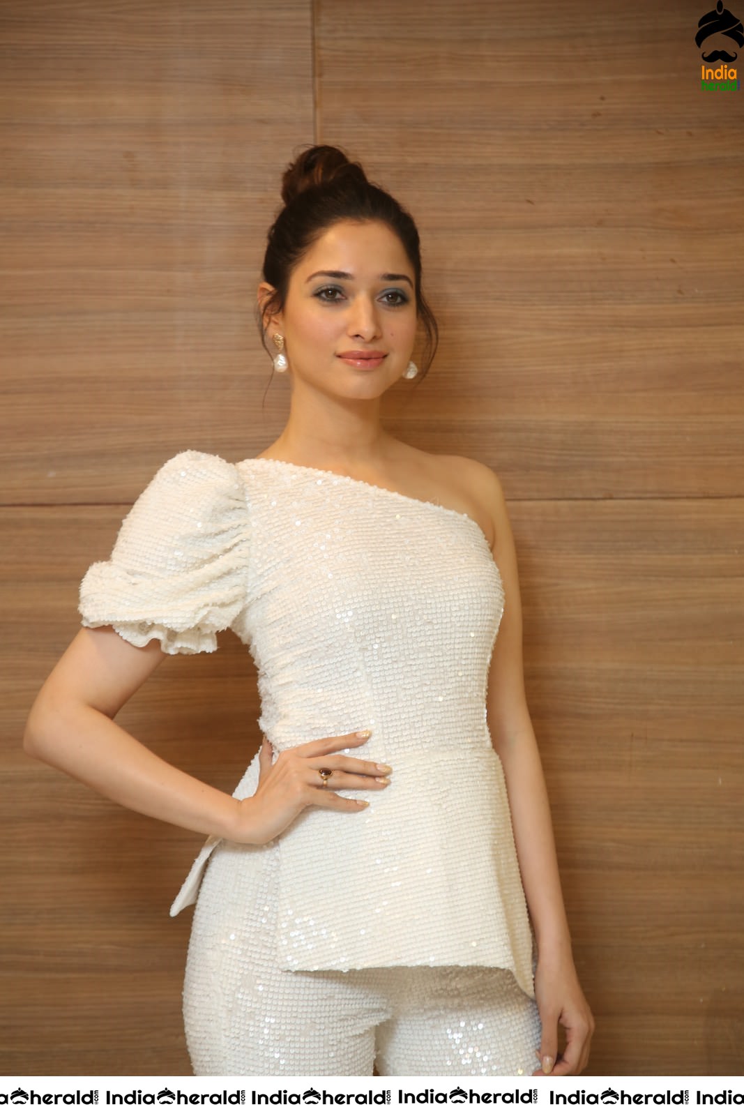 Milky White Beauty Tamanna Cute and Hot Photos compilation Set 1