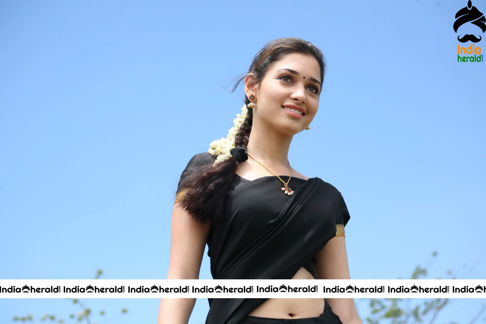 Milky White Beauty Tamannaah Hot and Rare Stills from KK Tamil Movie Set 4