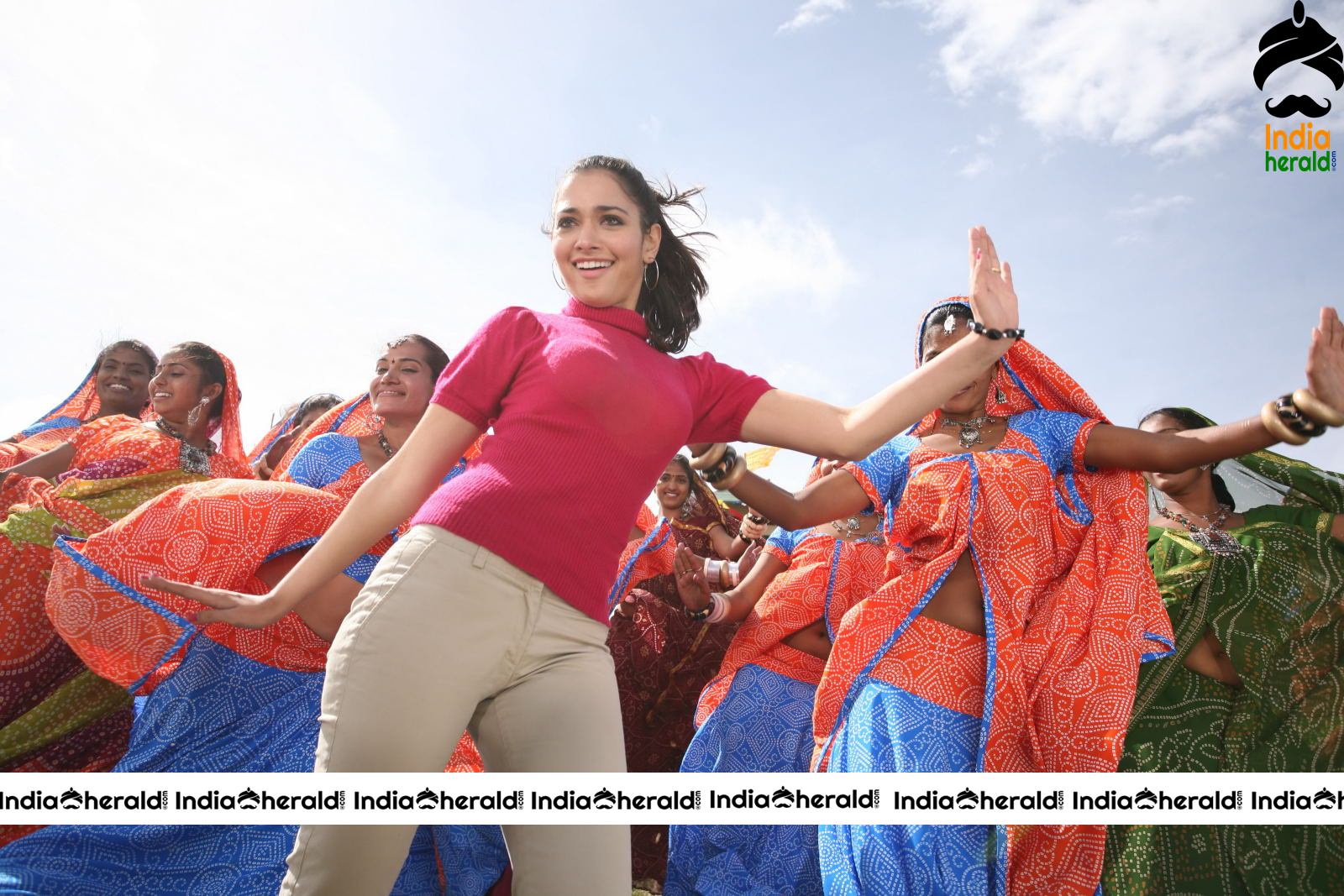 Milky White Beauty Tamannaah Hot and Rare Stills from KK Tamil Movie Set 4