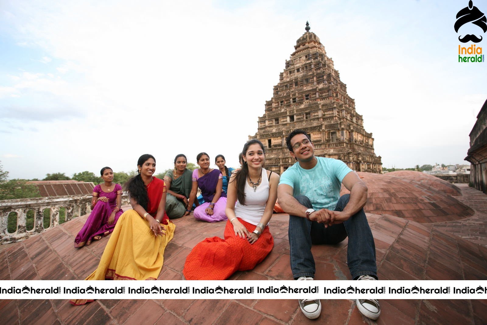 Milky White Beauty Tamannaah Hot and Rare Stills from KK Tamil Movie Set 6