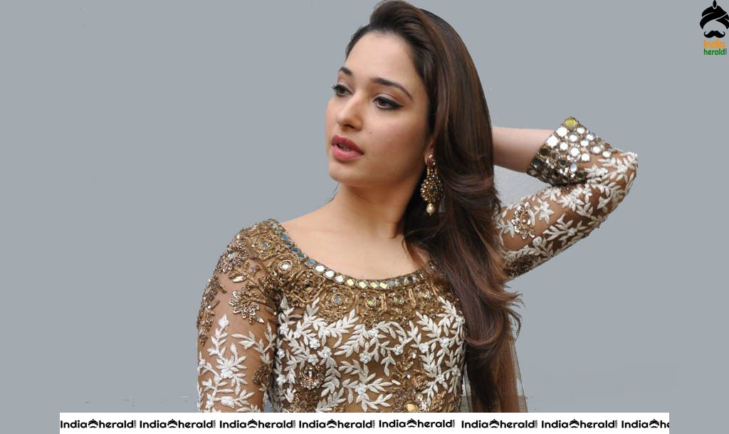 Milky White Beauty Tamannaah Rare Hot Photos as a treat for your eyes Set 2