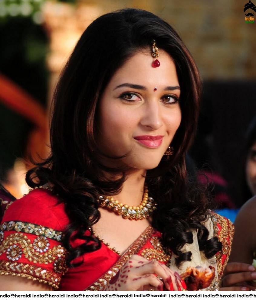 Milky White Beauty Tamannaah Rare Hot Photos as a treat for your eyes Set 2