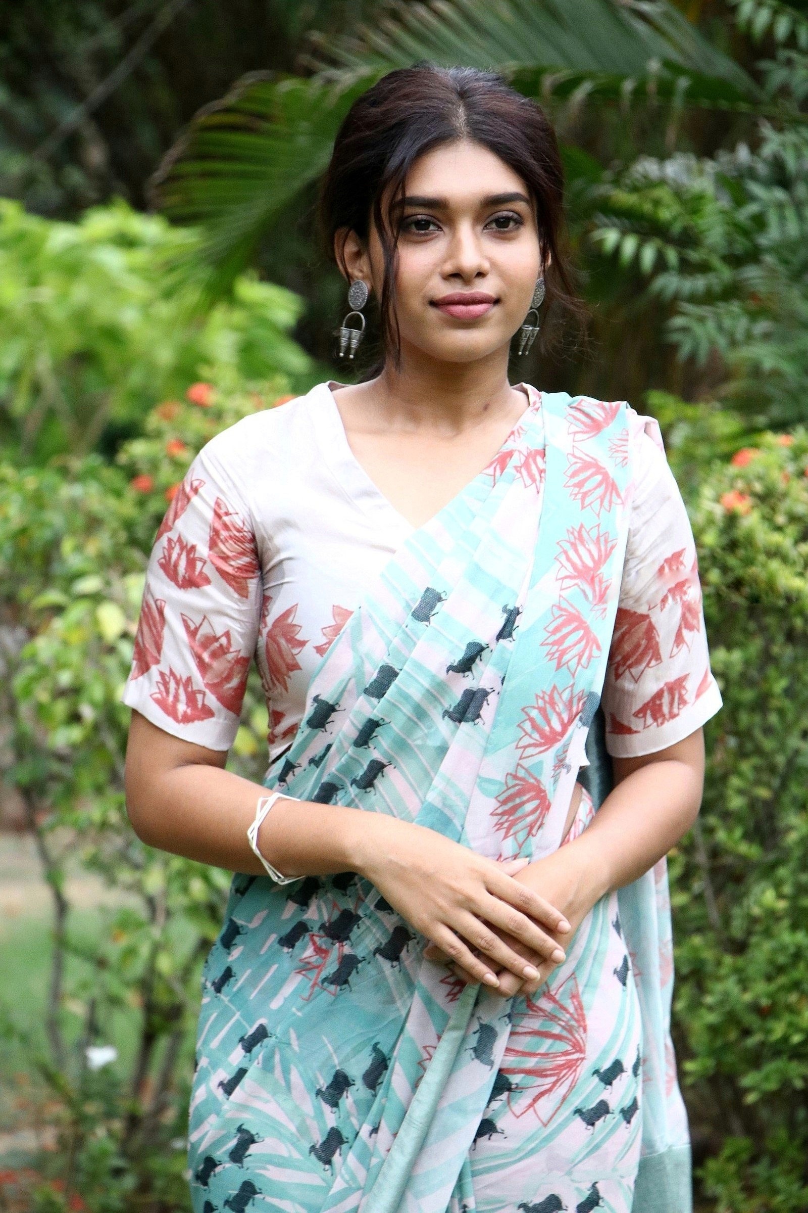 Model Dushara Saree Photoshoot Hot Stills