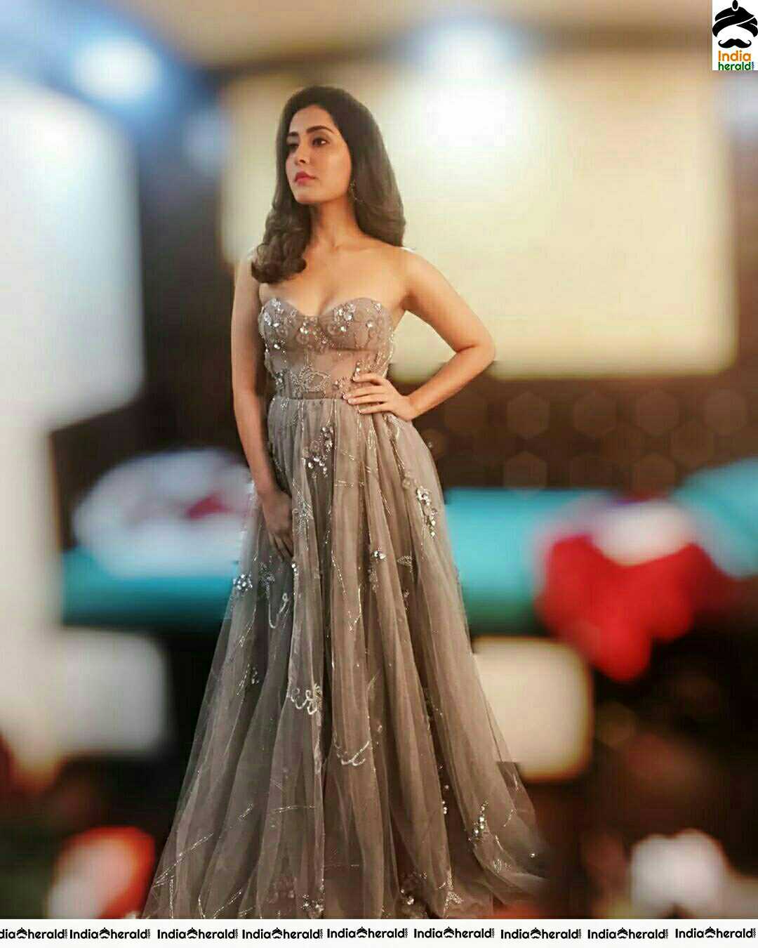 More Photos Of Raashi Khanna Looks Stunning In This Latest Hot Photoshoot Sizzling Stills Set 1