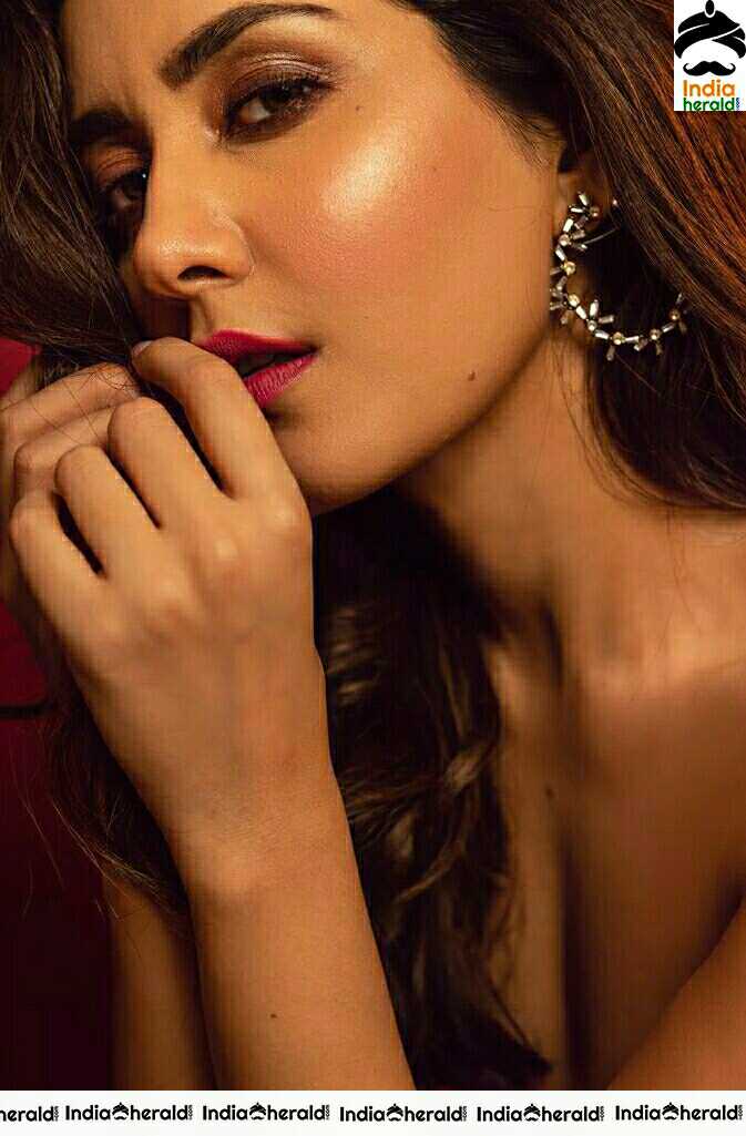 More Photos Of Raashi Khanna Looks Stunning In This Latest Hot Photoshoot Sizzling Stills Set 1