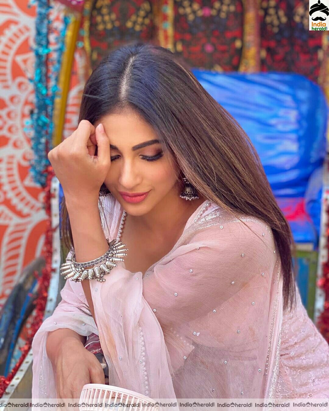 Mouni Roy Hot Stills In Chudi