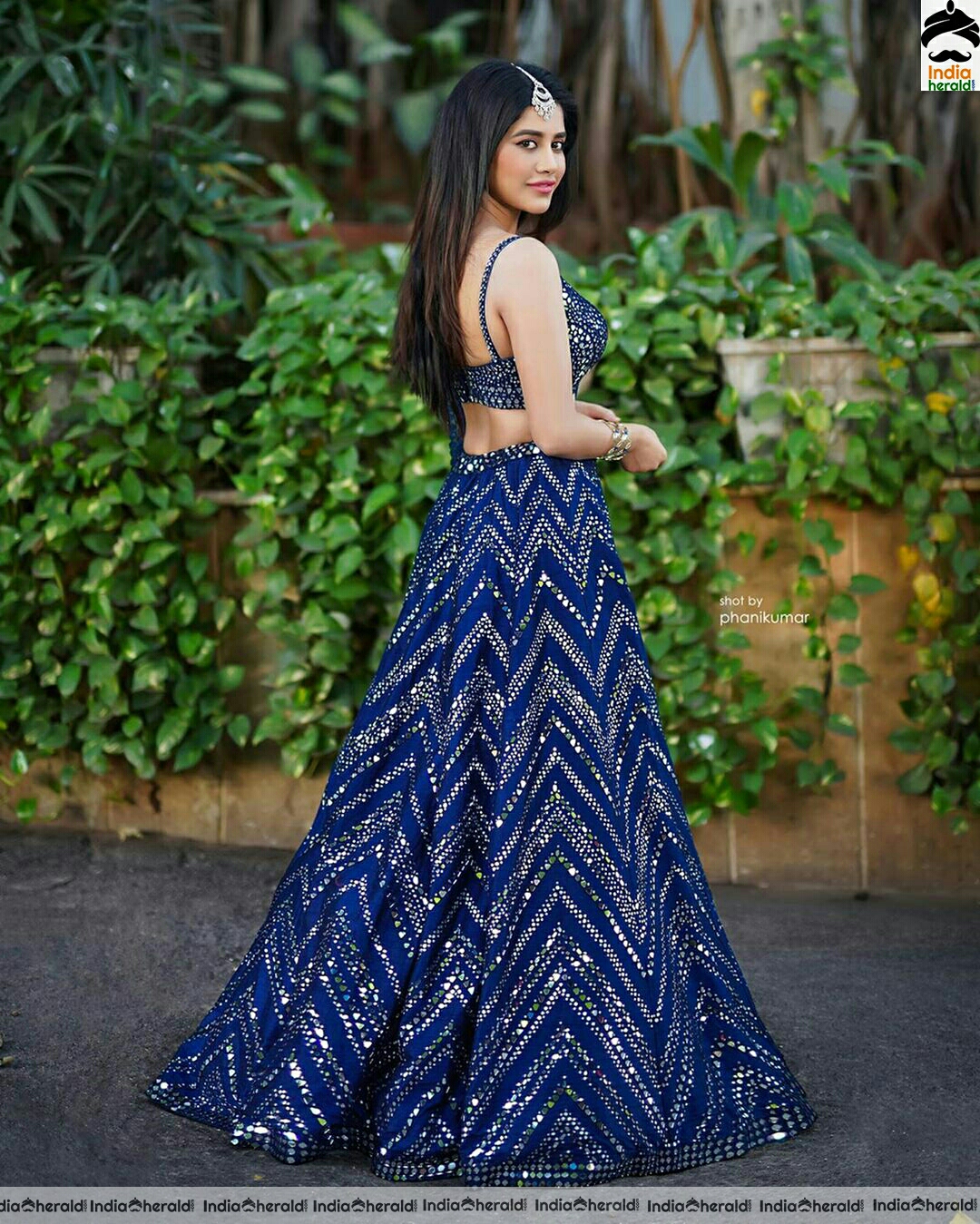 Nabha looking tempting in Royal Blue attire