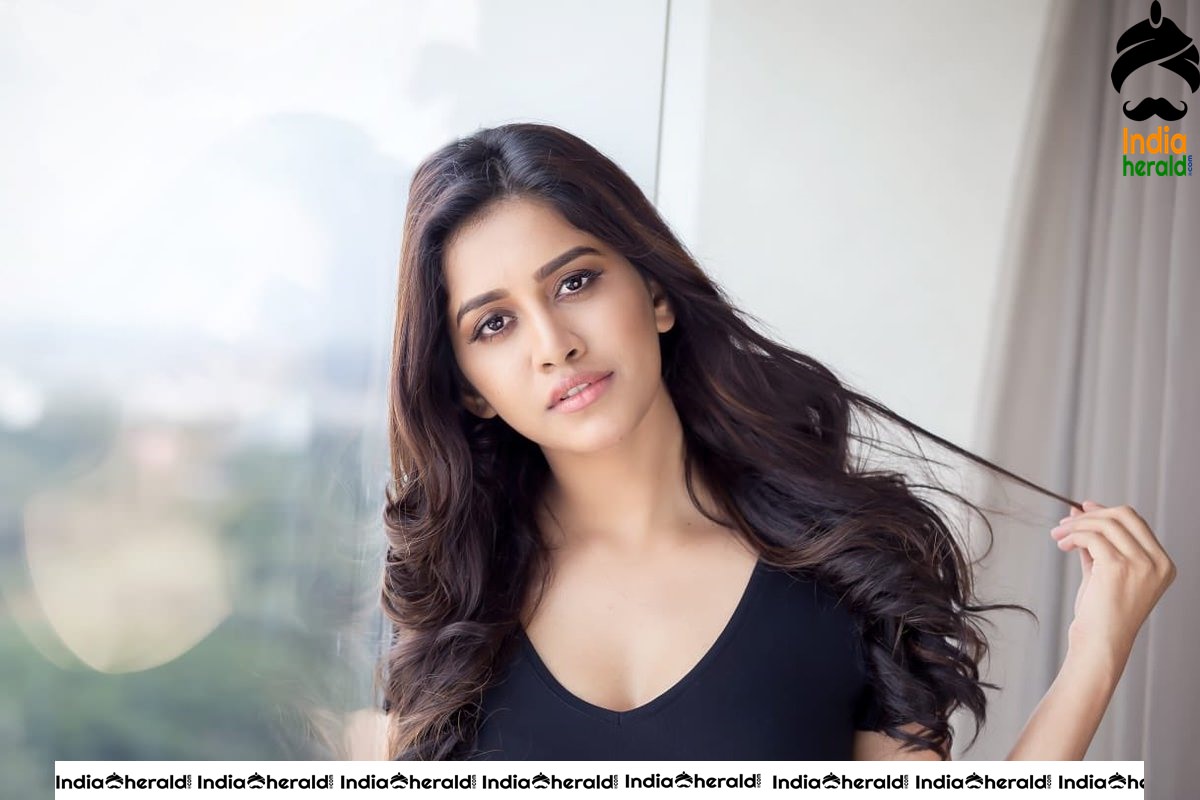 Nabha Natesh Candid Clicks to tease your mood