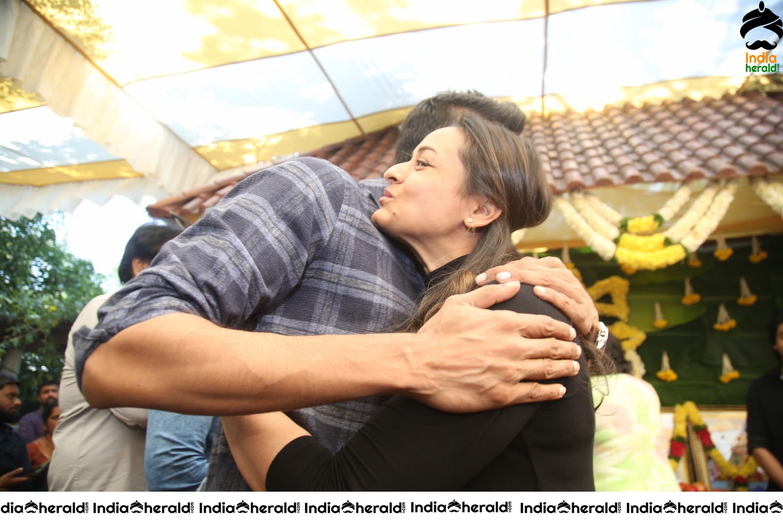 Namrata Shirodkar gets Hugged and a Warm Welcome