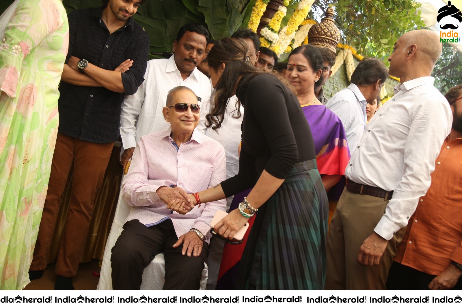 Namrata Shirodkar gets Hugged and a Warm Welcome