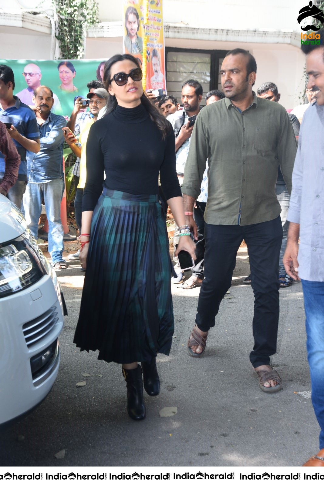 Namrata Shirodkar Latest Hot Stills in Black Tight Dress