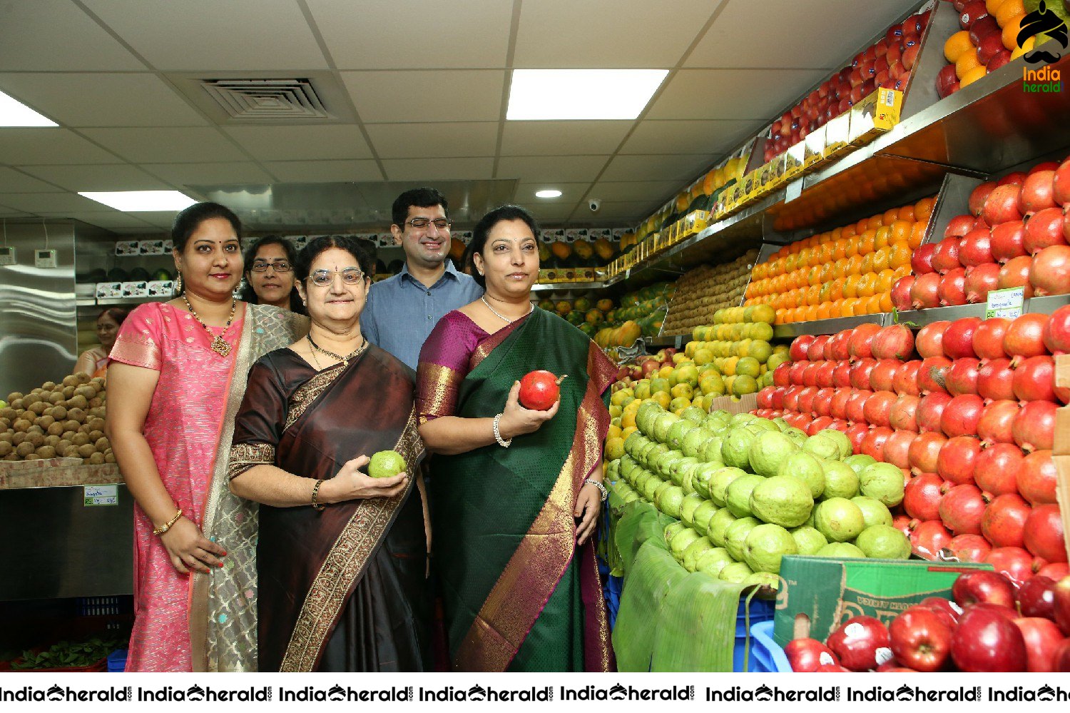 Nandamuri Vasundhara Inaugurates Pure O Natural outlet at KPHB Set 1
