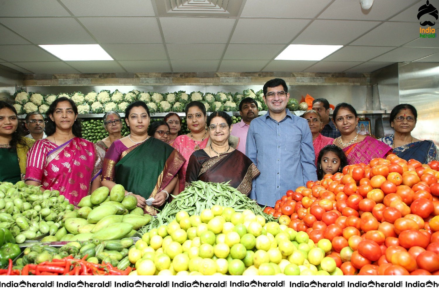Nandamuri Vasundhara Inaugurates Pure O Natural outlet at KPHB Set 1
