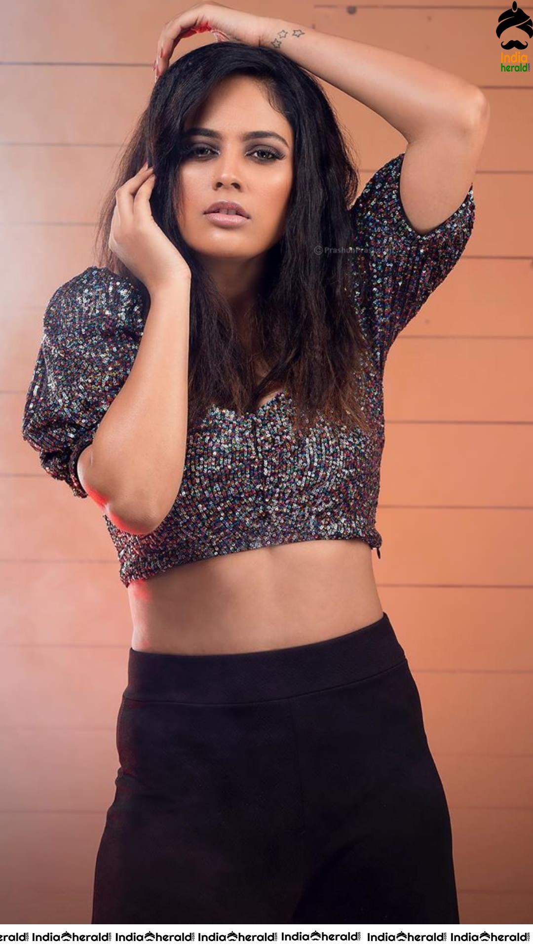 Nandita Swetha Hot Photoshoot Seducing Stills
