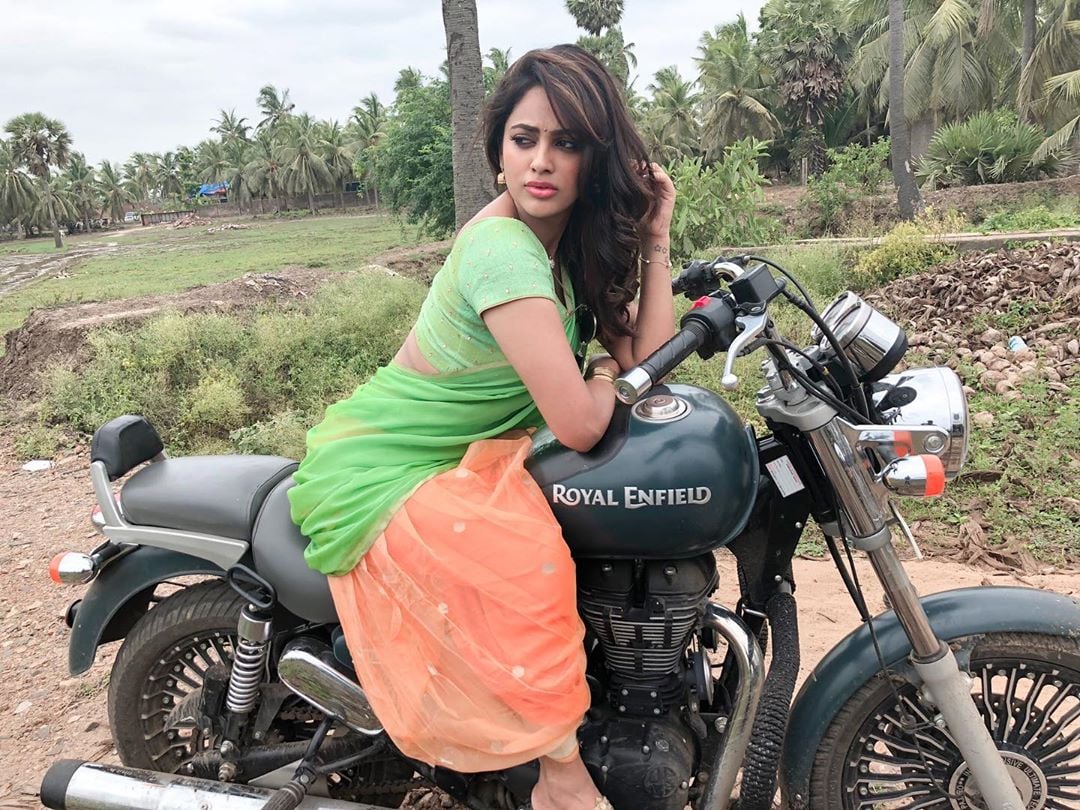 Nandita Swetha In Transparent Dress Oozing Oomph