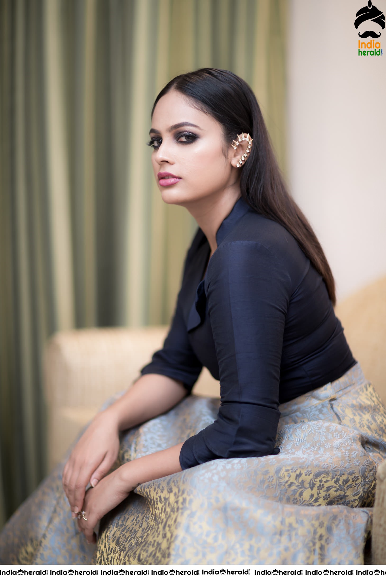 Nandita Swetha New Photos in Tight Black Dress