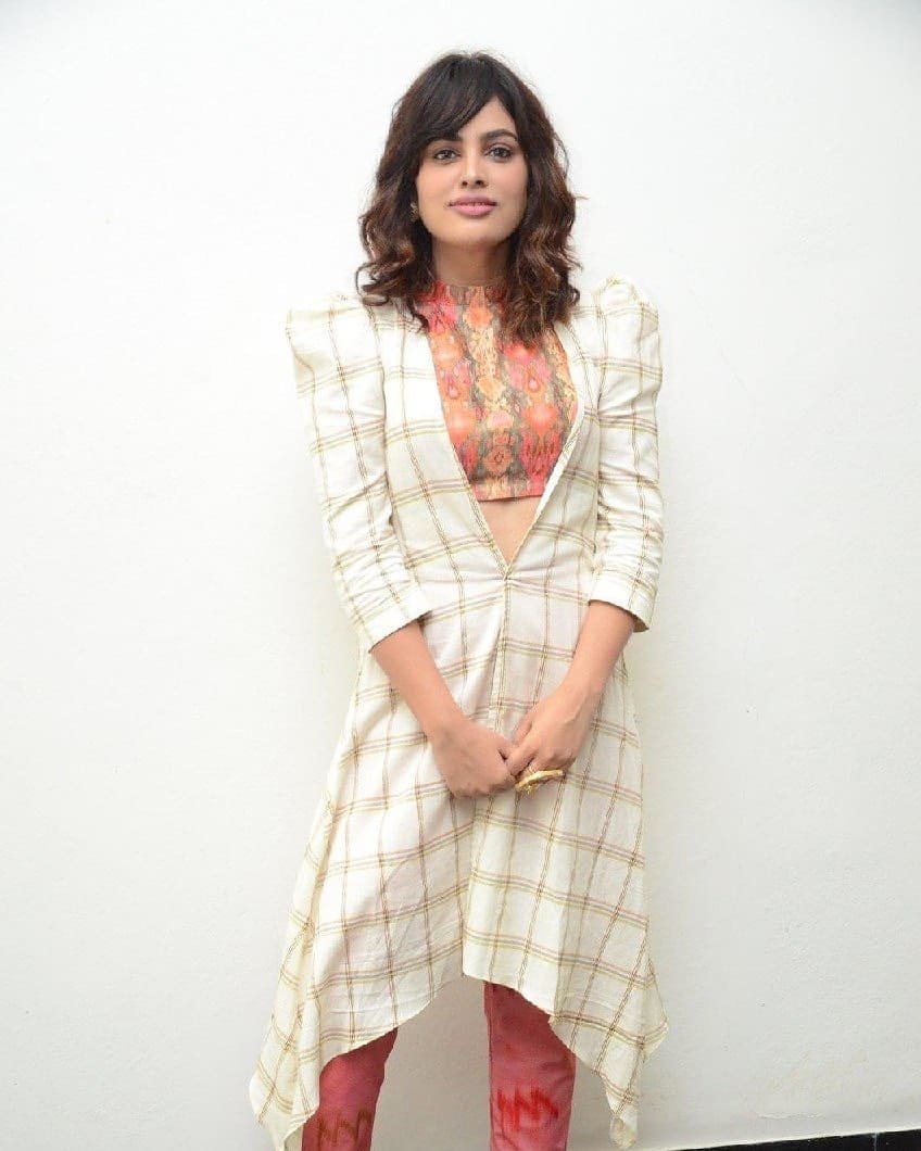 Nandita Swetha Sizzling Hot Photos With Curly Hair