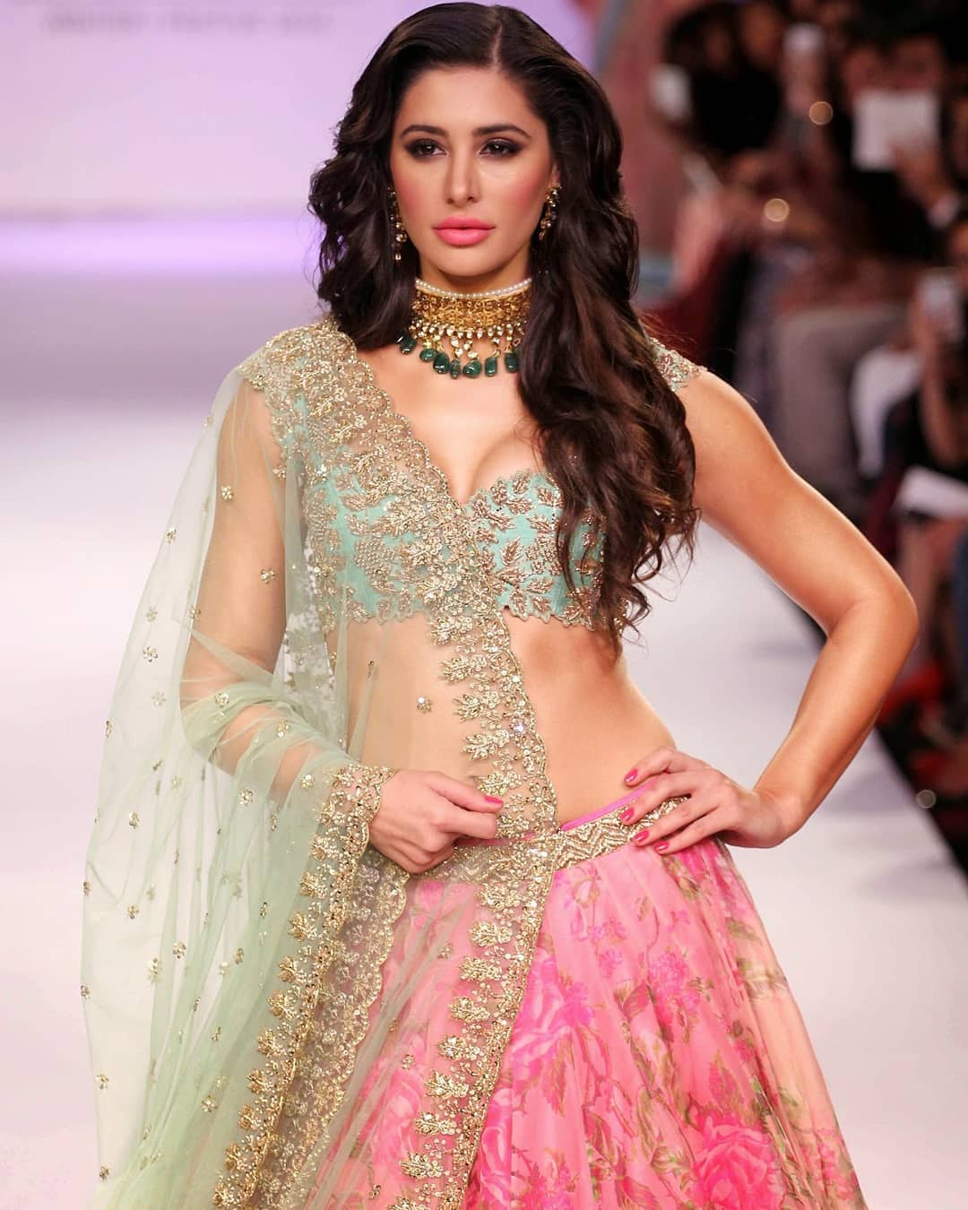 Nargis Fakhri Sexiest Cleavage At Lakme Fashion Week