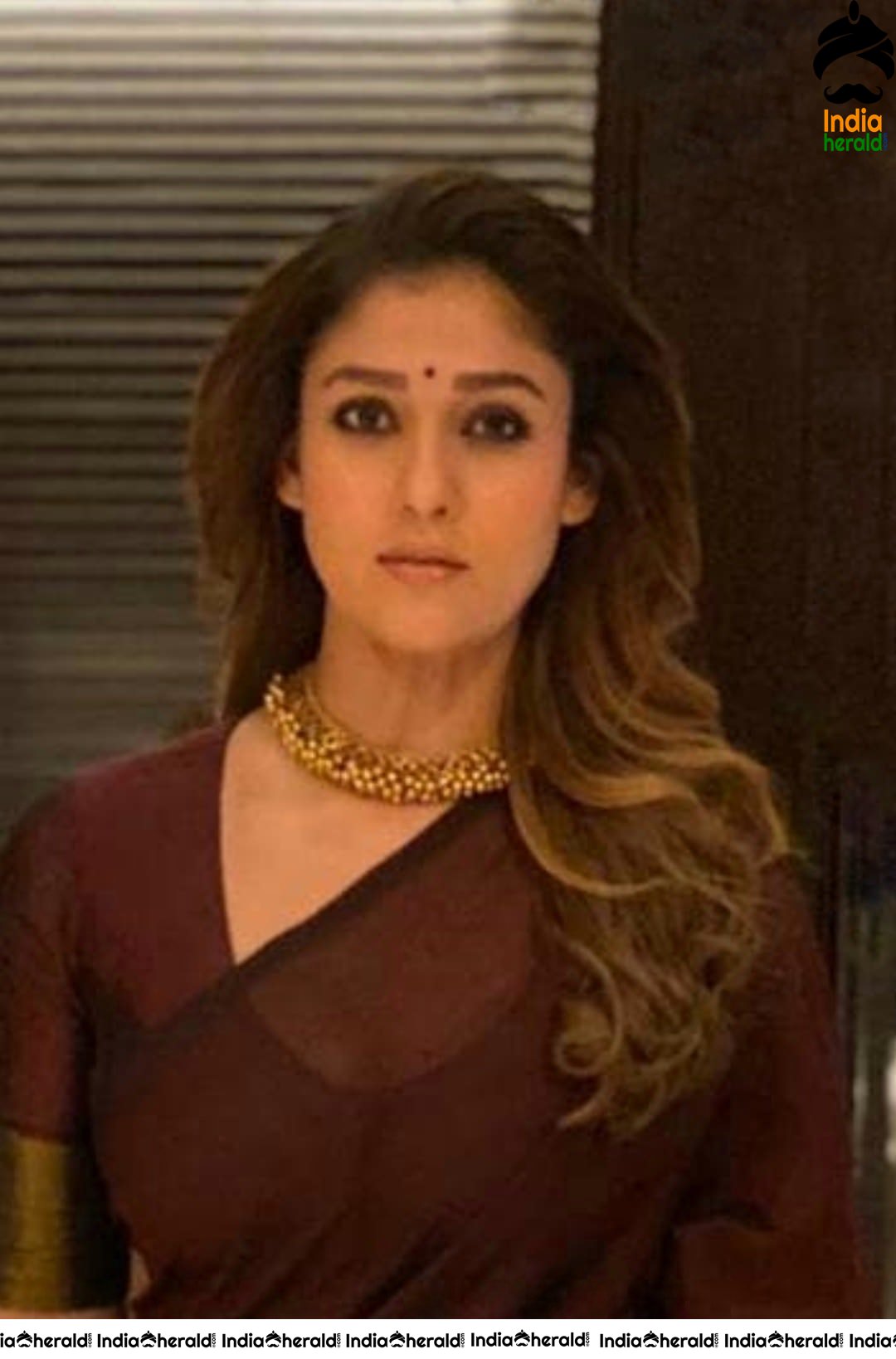 Nayantara Hot in Saree at Zee Cine Awards 2020