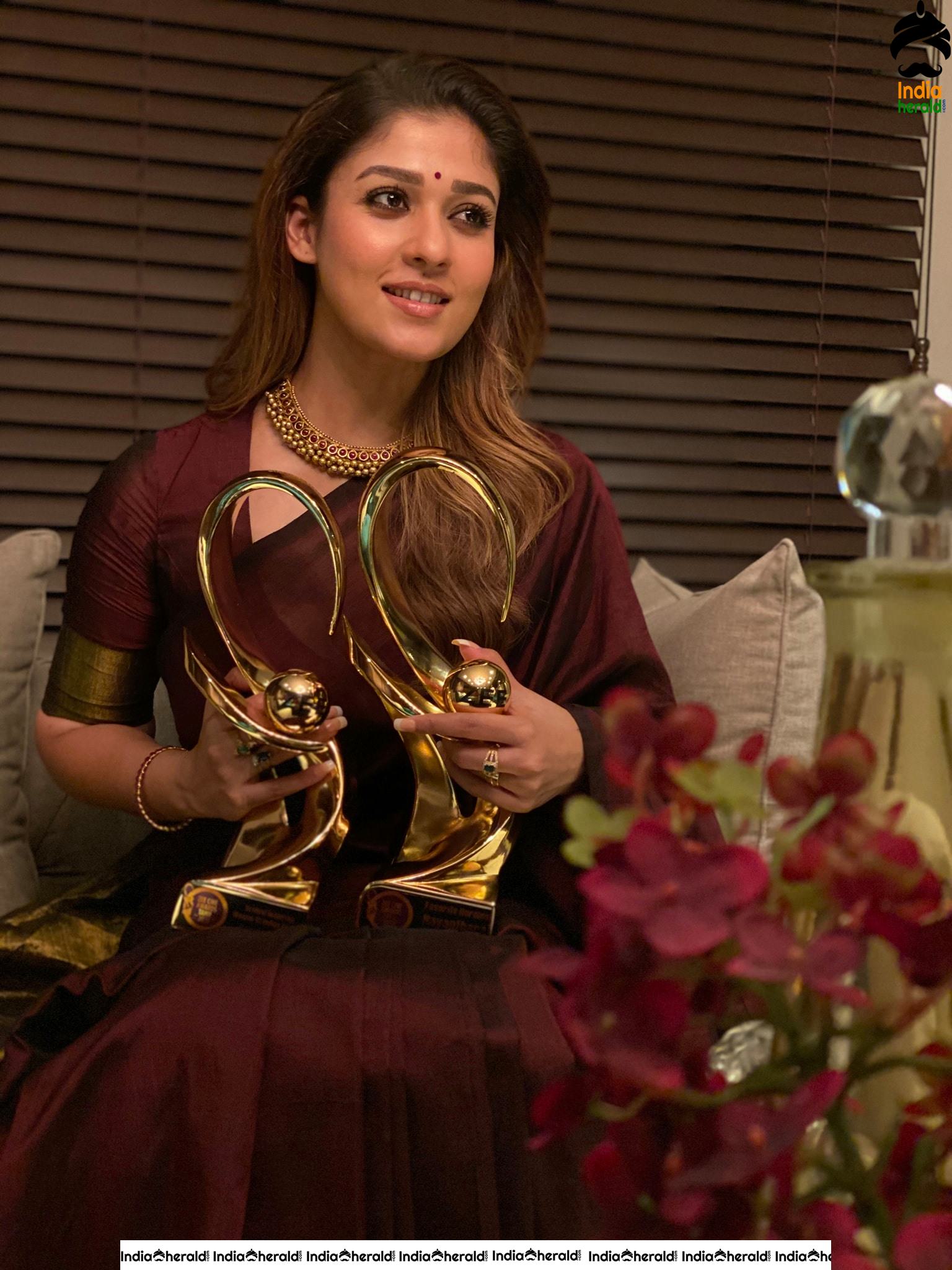 Nayantara Hot in Saree at Zee Cine Awards 2020