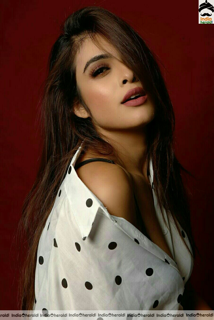 Neha Malik Hot Photos Collection