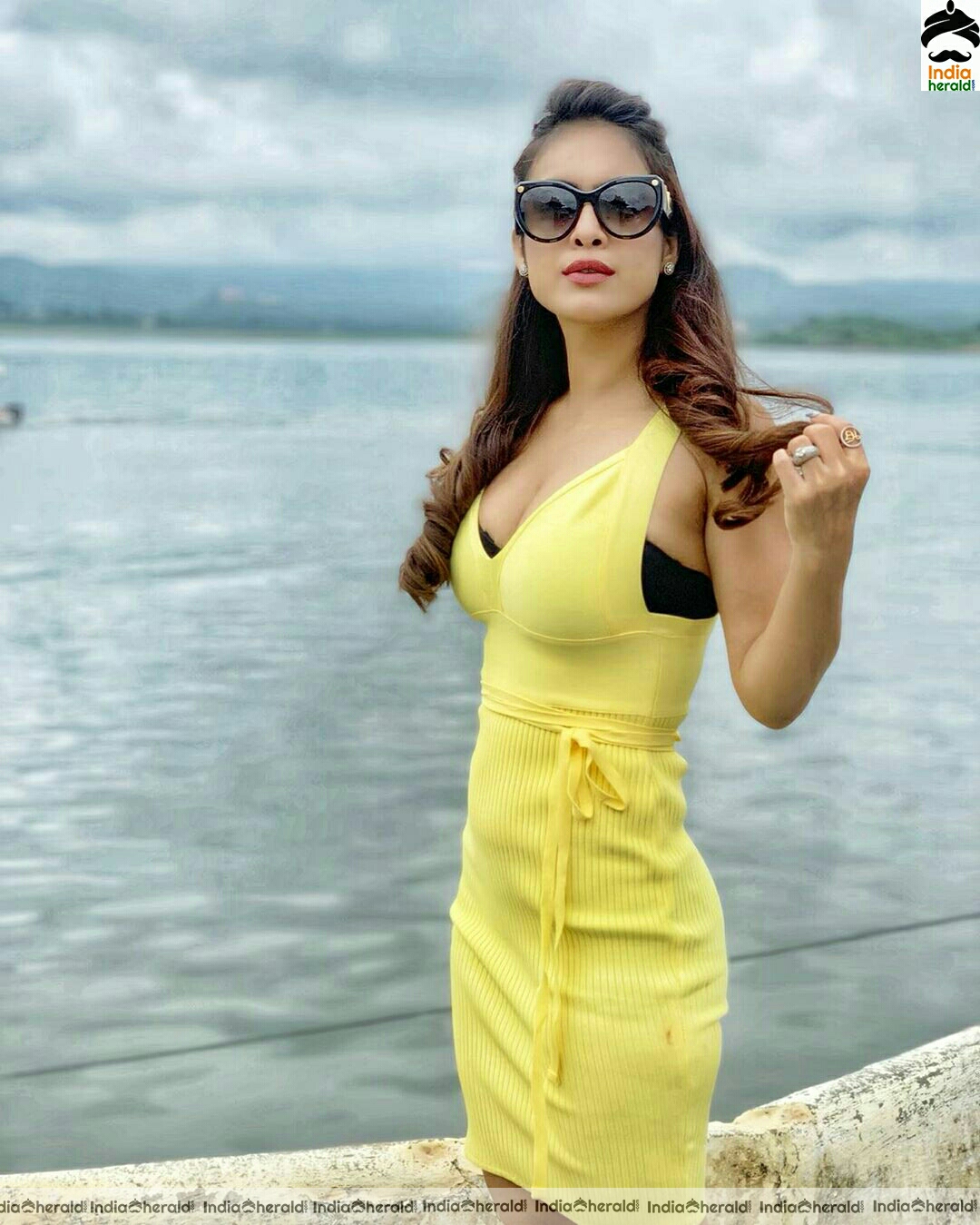 Neha Malik Looking gorgeous and resplendent in yellow