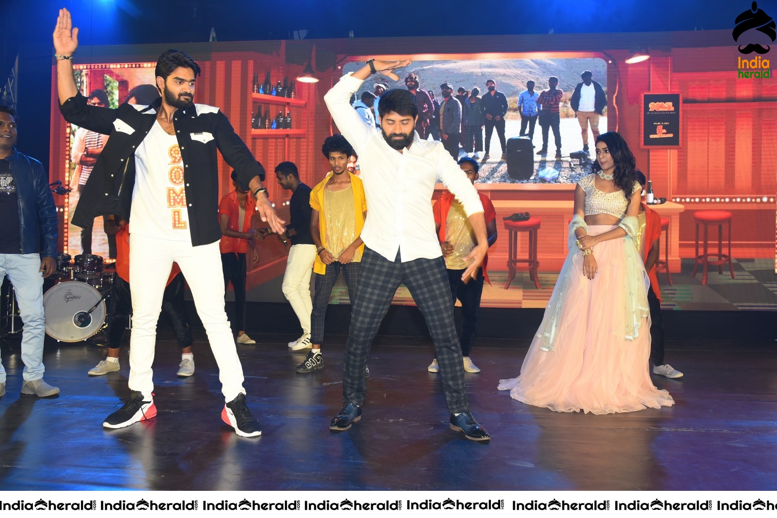 Neha Solanki and Karthikeya dances on the Stage at 90ML event Set 1