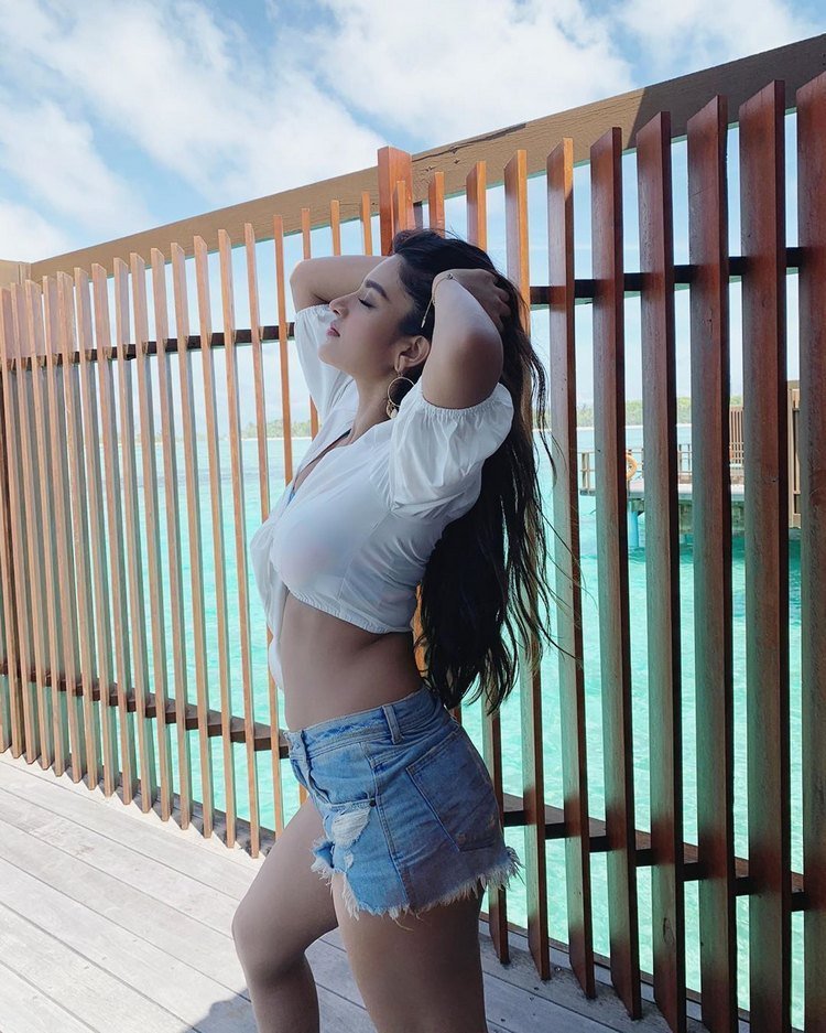 Niddhi Agerwal Latest Hot Seashore Photoshoot