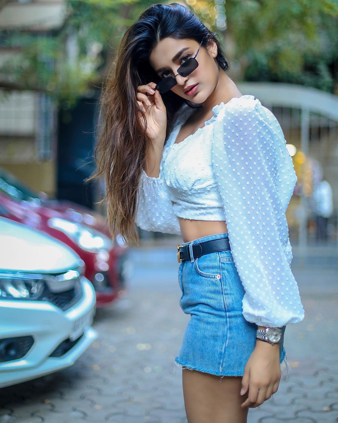 Niddhi Agerwal Shows Her Hotness Factor In these Photos