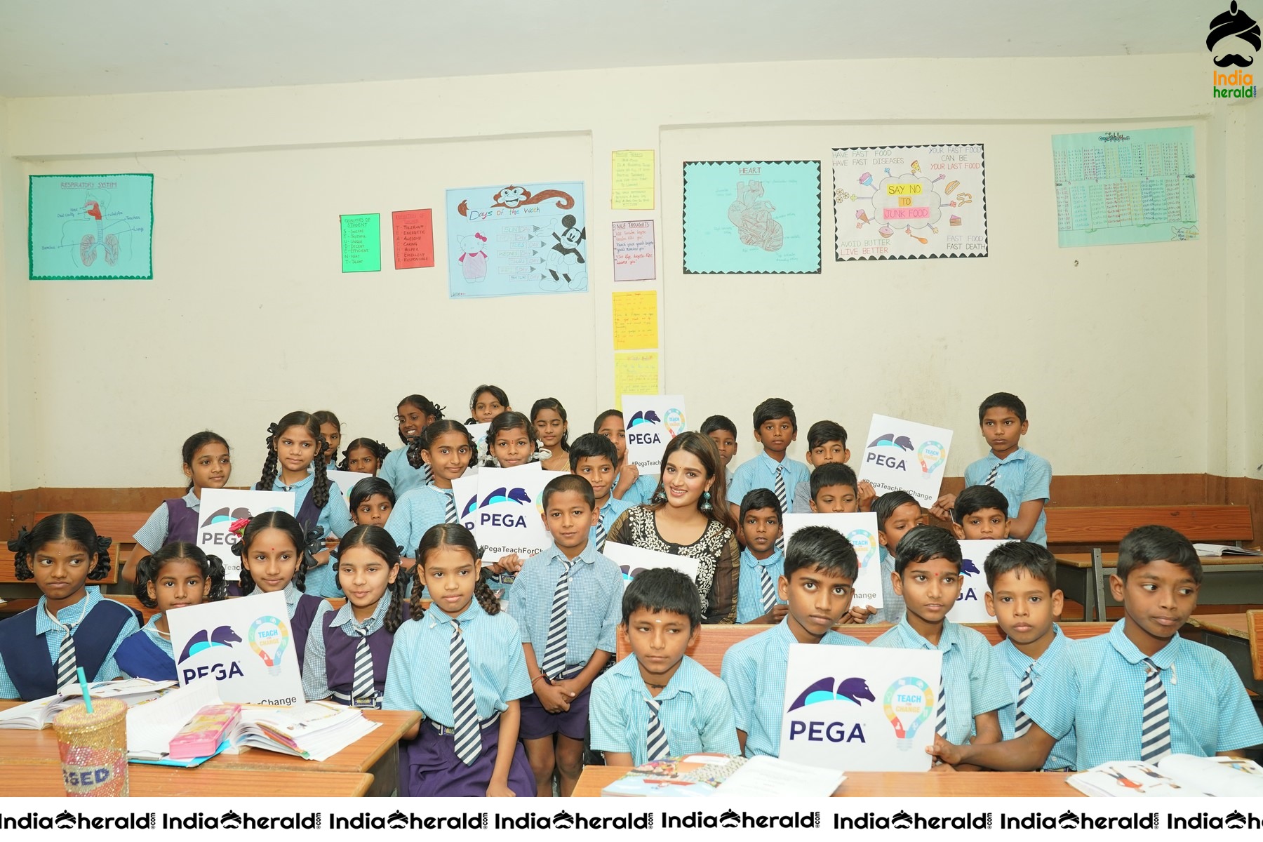 Nidhhi Agerwal Teaches English To Pega Teach For Change Supported Kids Set 1