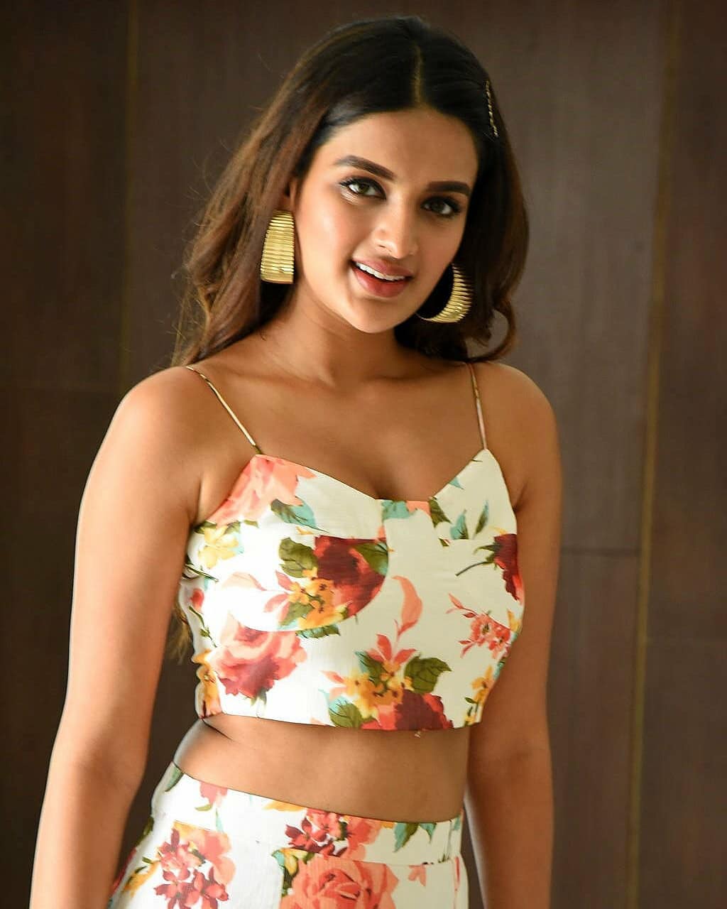 Nidhhi Agerwal Shows Hot Waist Line In Floral Dress HD Photos