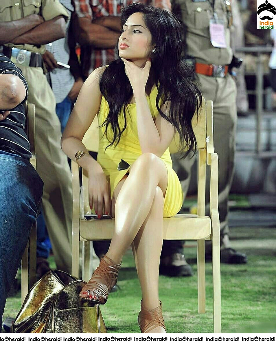 Nikesha Patel Raises The Heat By Stitting Cross Legged