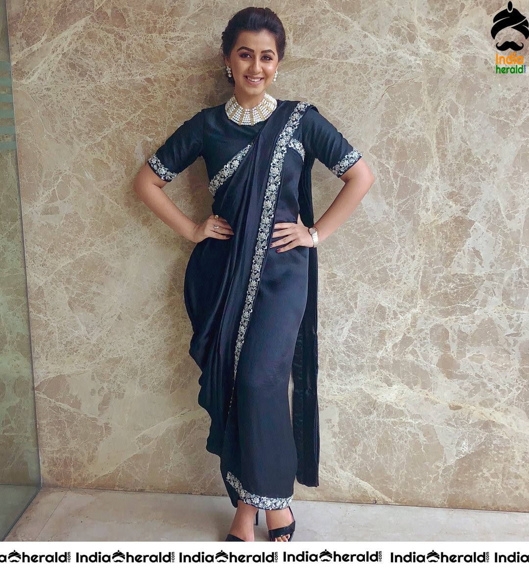 Nikki Galrani Latest Hot Candid Clicks Set 1