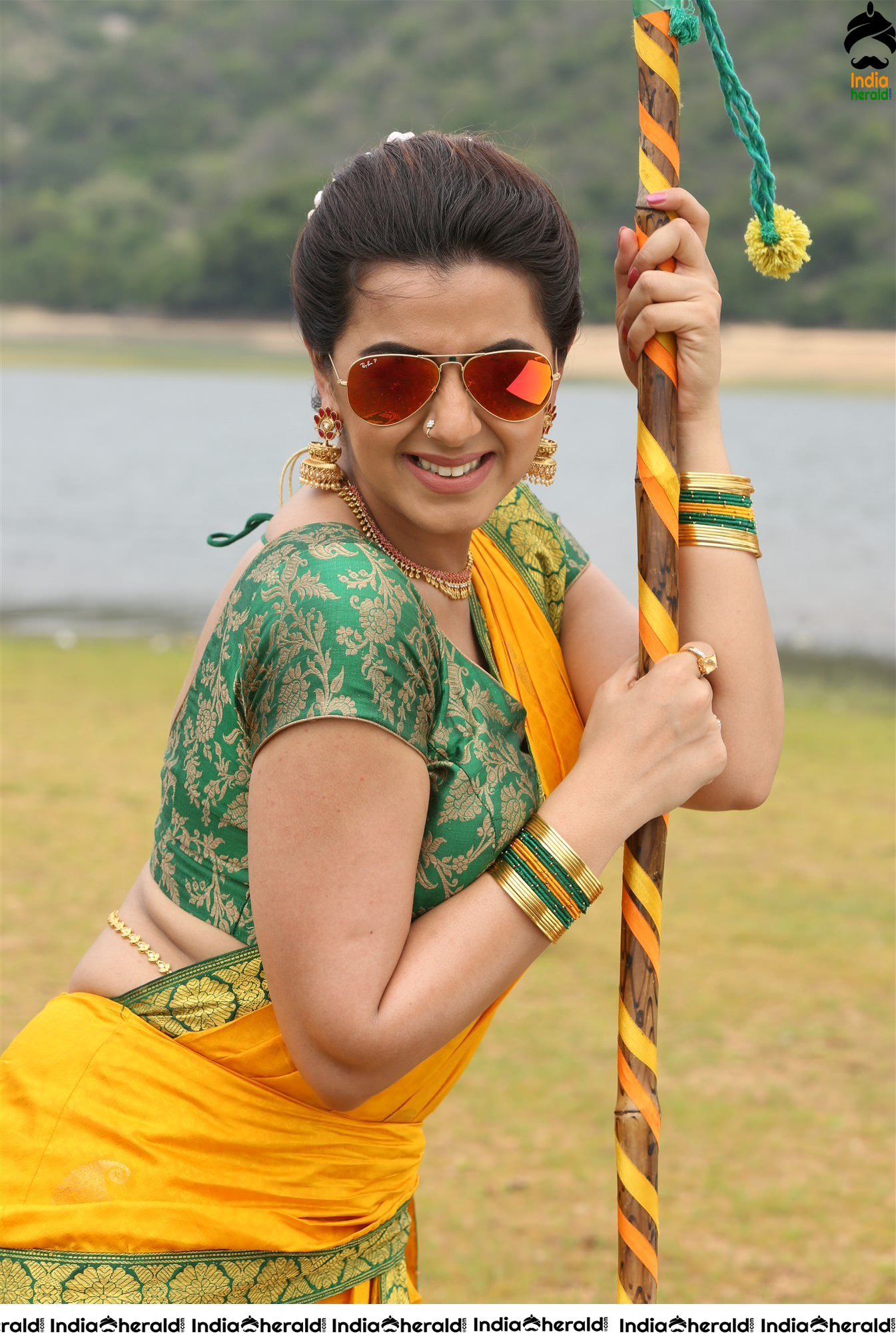 Nikki Galrani Latest Hot Candid Clicks Set 2