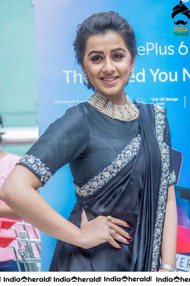 Nikki Galrani Latest Hot Candid Clicks Set 3