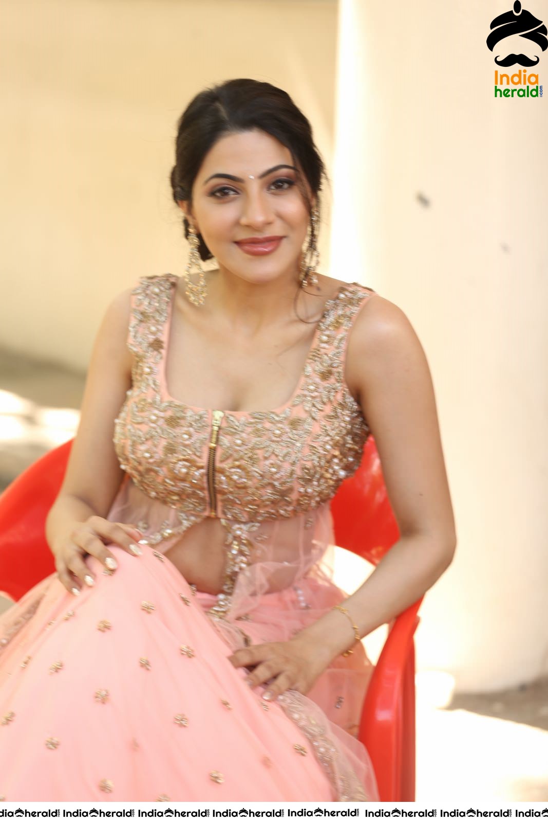 Nikki Tamboli Too Hot in Tight Cream Color Sexy Costume Set 2