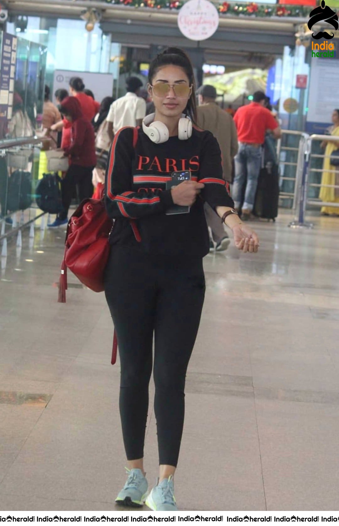 Nivetha Pethuraj Clicked at Chennai International Airport