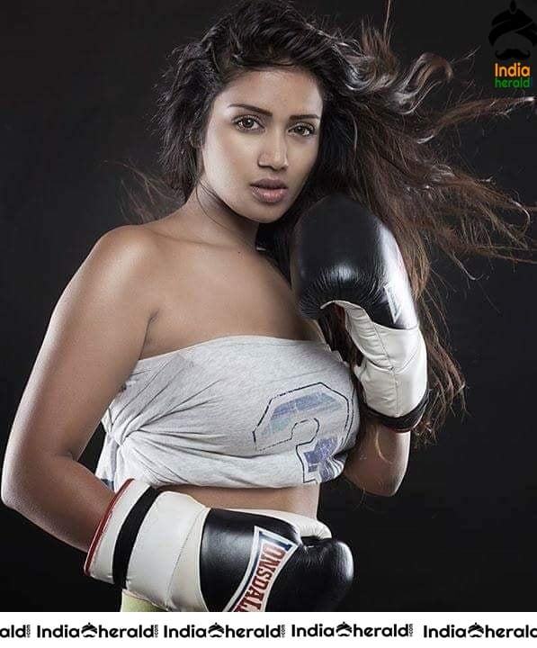 Nivetha Pethuraj Latest Hot Compilation Photos Set 1
