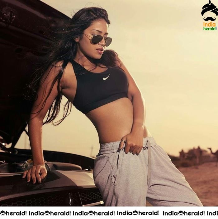 Nivetha Pethuraj Latest Hot Compilation Photos Set 2