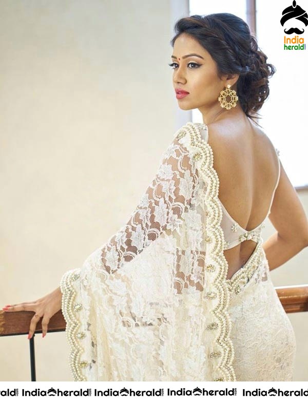 Nivetha Pethuraj Latest Hot Compilation Photos Set 2