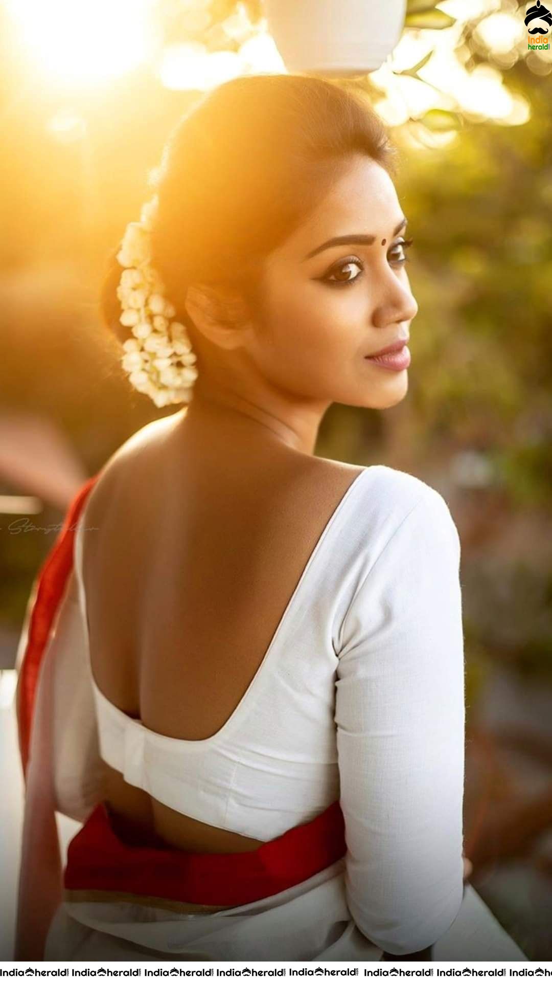 Nivetha Pethuraj Latest Hot Compilation Photos Set 4