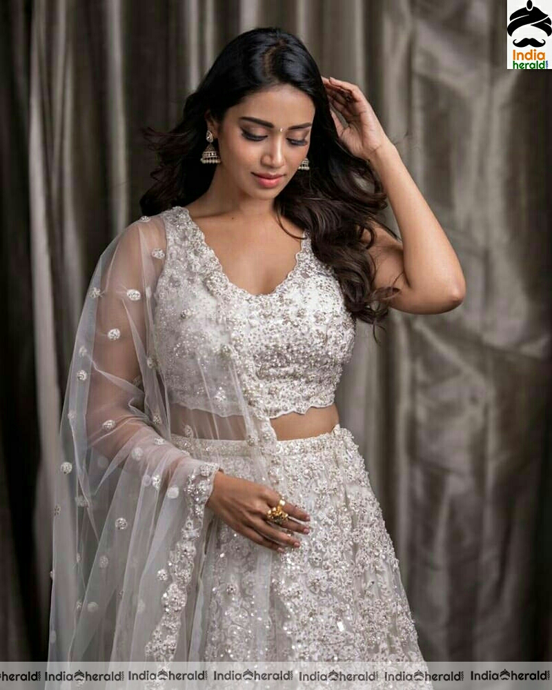 Nivetha Pethuraj looking gracious and elegant in white