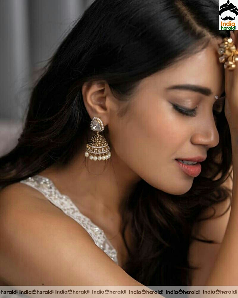 Nivetha Pethuraj looking gracious and elegant in white