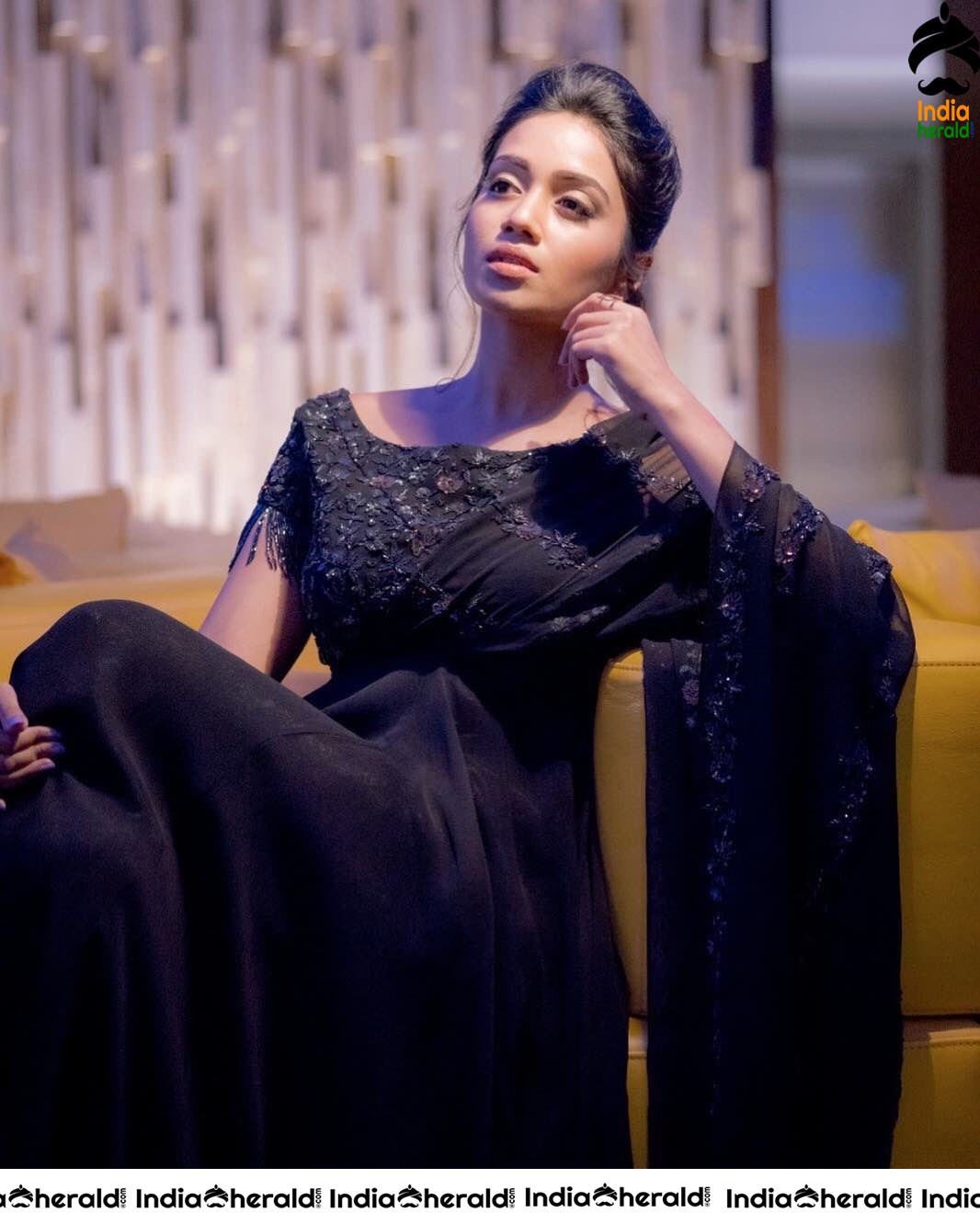 Nivetha Pethuraj Tempting Hot Photos Collection Set 1