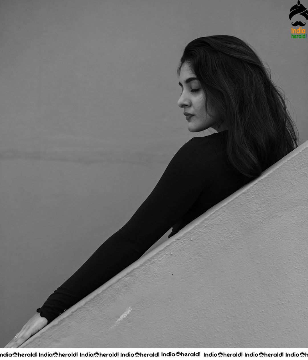 Nivetha Thomas Hot and Cute Photos Collection Set 3