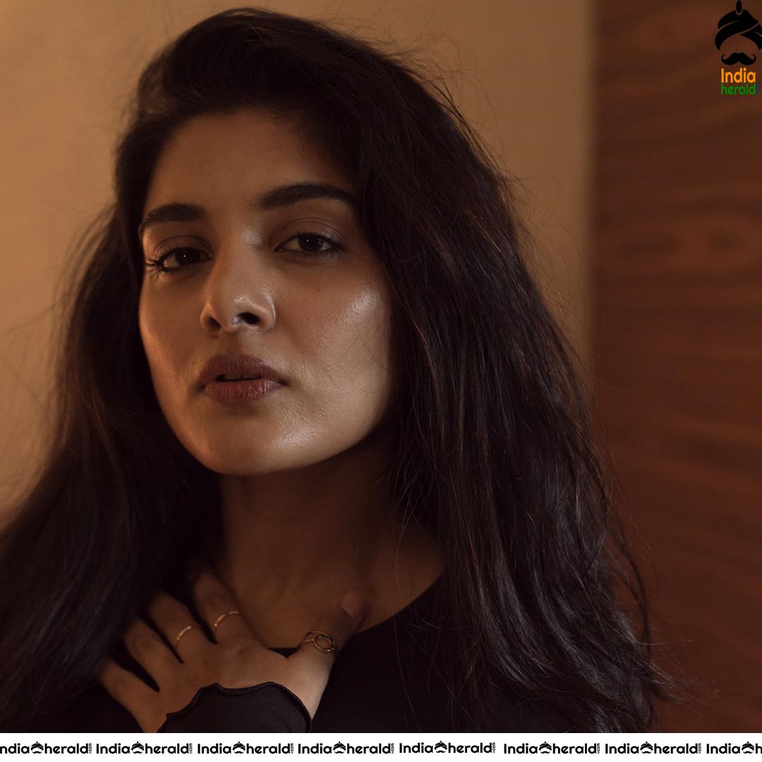 Nivetha Thomas Hot and Cute Photos Collection Set 3