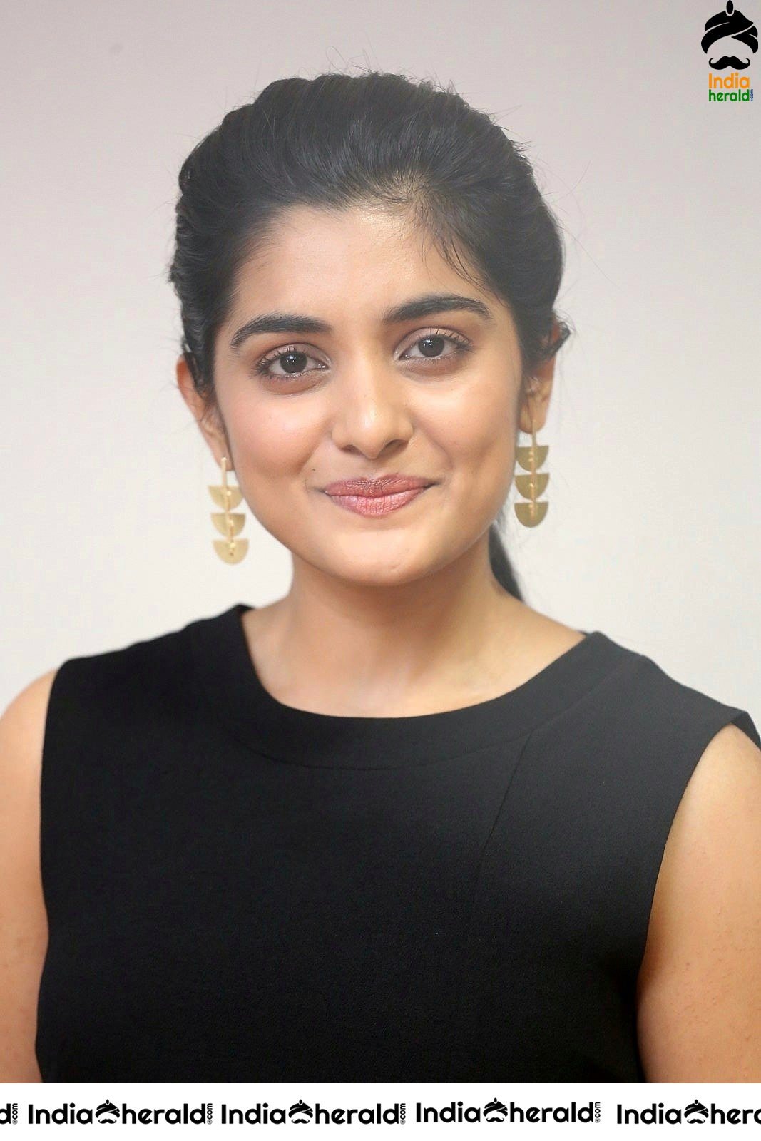 Nivetha Thomas Latest Cute Photos Compilation Set 2