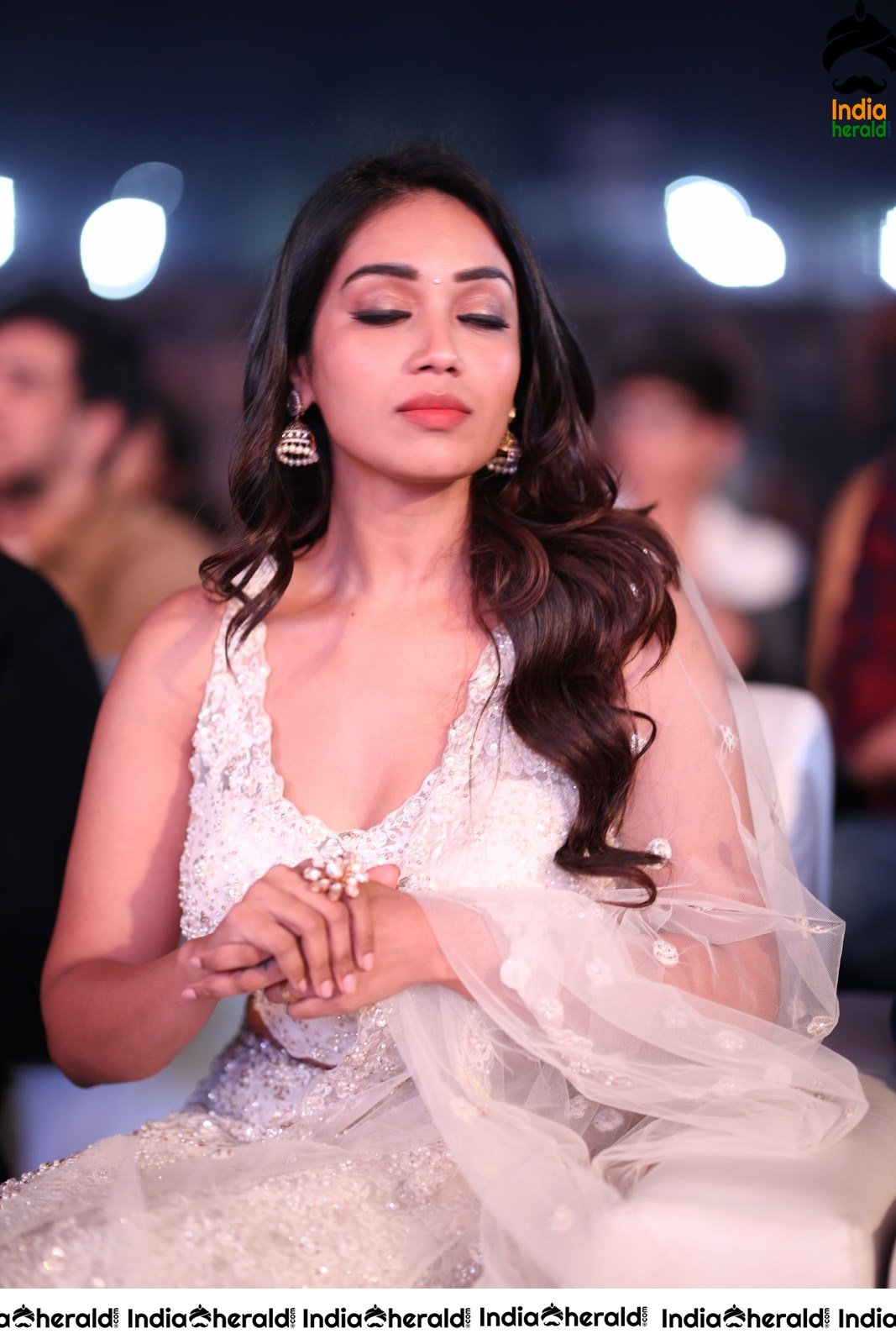 Nivetha Thomas Seen in White Netted Saree Set 2