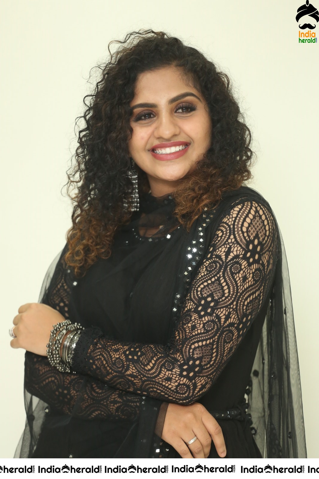 Noorin Shereef Latest Stills in Black Set 2