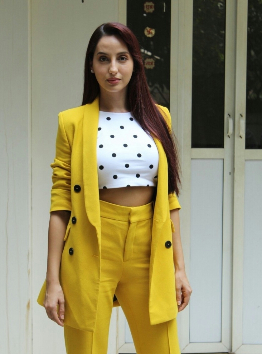 Nora Fatehi Dazzling Yellow Suit